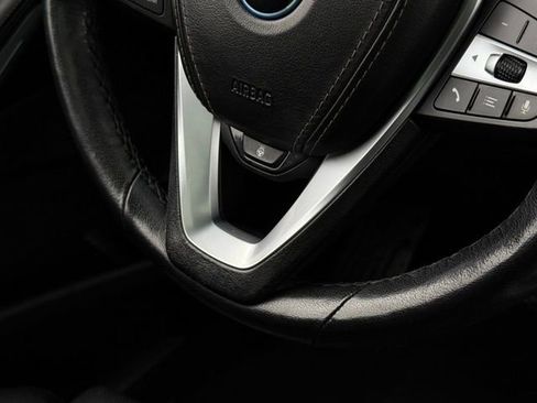 Used 2023 BMW X5 xDrive45e image 12