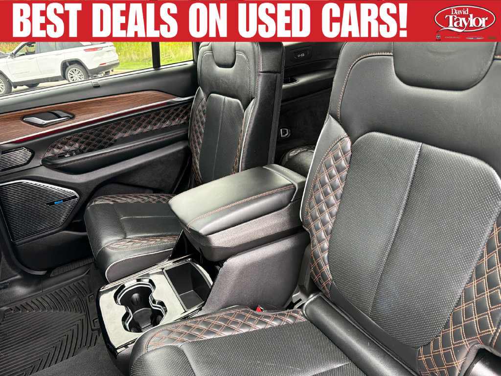 Used 2024 Jeep Grand Cherokee L Summit w/ Advanced Protech Group IV AWD/4WD image 23
