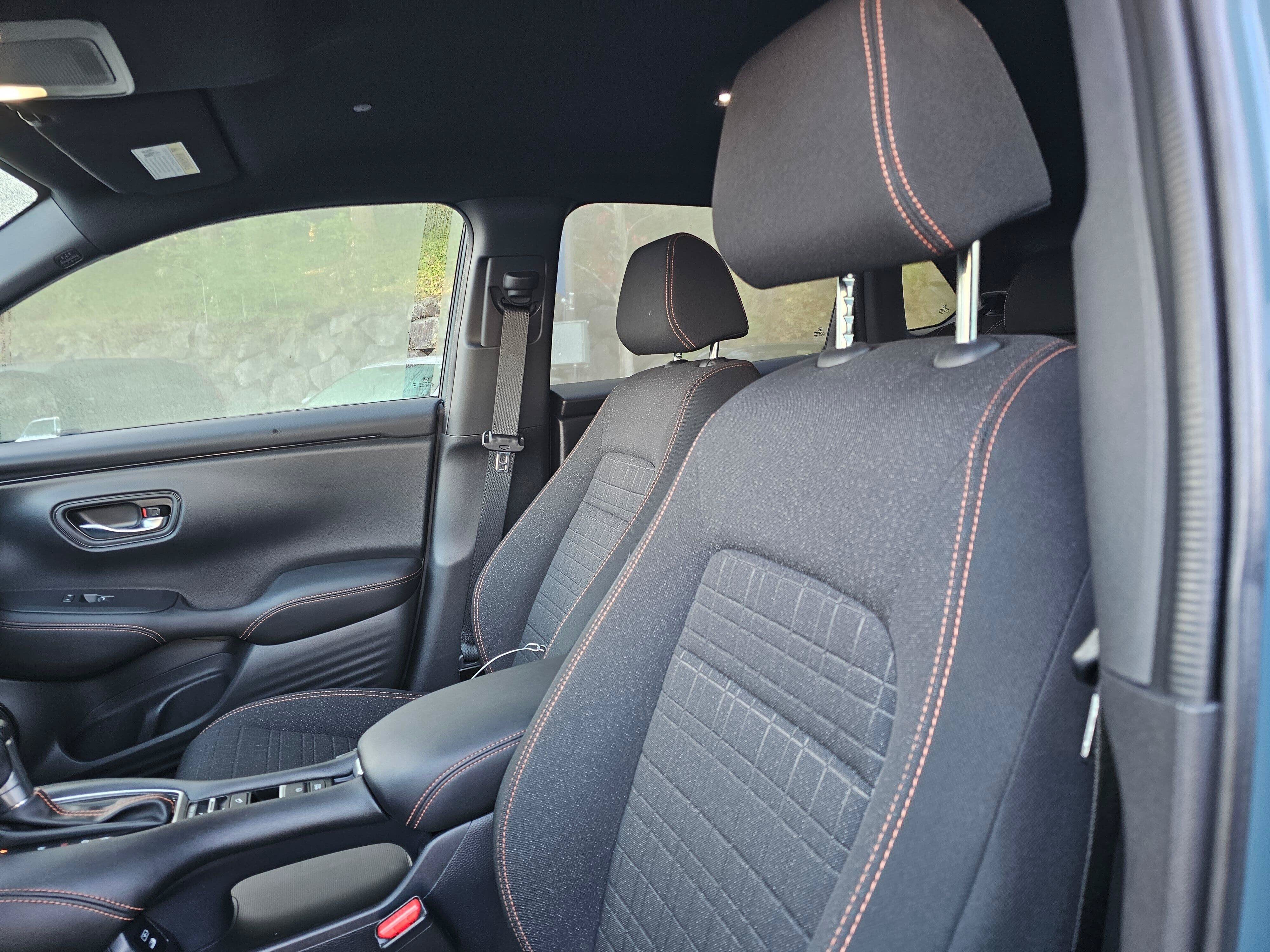 Certified 2025 Honda HR-V Sport image 23