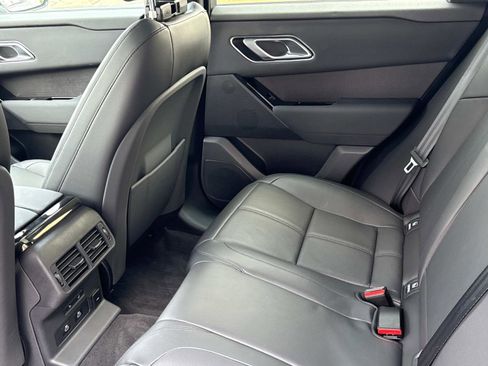 Certified 2025 Land Rover Range Rover Velar Dynamic SE image 14