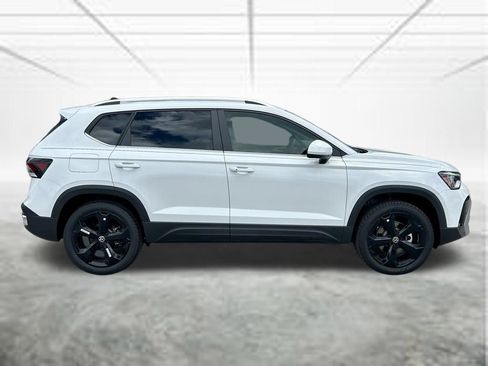 New 2026 Volkswagen Taos SEL AWD/4WD image 4