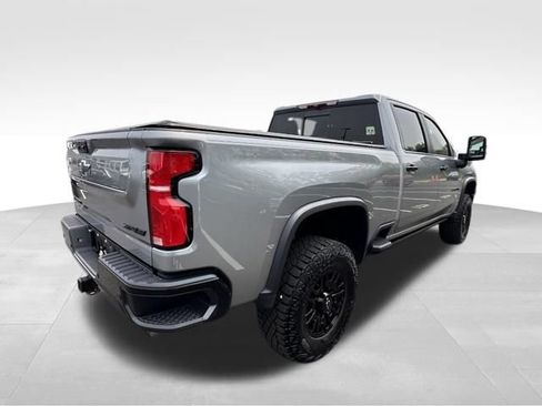 Used 2024 Chevrolet Silverado 2500 ZR2 w/ LPO, Dark Essentials Package AWD/4WD image 7