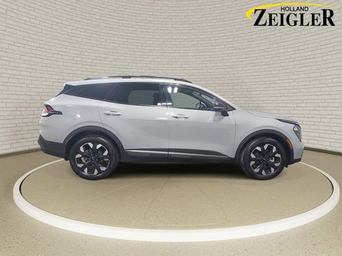 Used 2023 Kia Sportage X-Line w/ X-Line Premium Package AWD/4WD image 4