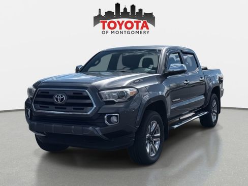 Used 2017 Toyota Tacoma Limited w/ Tow Package image 7