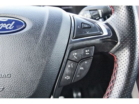 Certified 2024 Ford Edge ST-Line AWD/4WD image 19