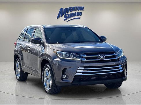 Used 2019 Toyota Highlander Limited image 1