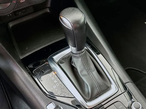 Used 2015 MAZDA MAZDA3 i Sport image 18