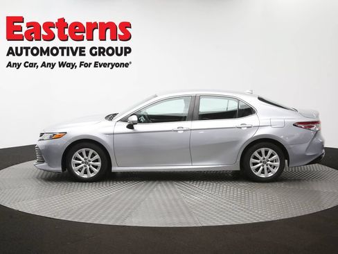 Used 2020 Toyota Camry LE FWD image 57