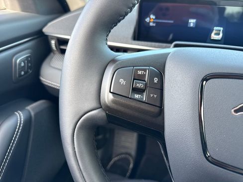 Used 2025 Ford Mustang Mach-E Select w/ Comfort Package Lite image 30