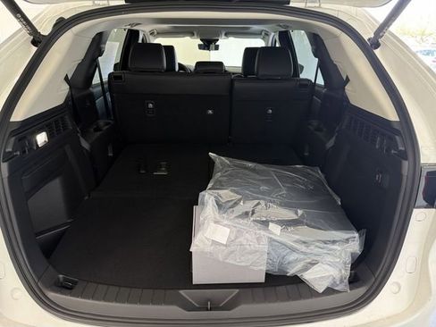 New 2026 MAZDA CX-90 Plug-In Hybrid w/ Preferred image 15