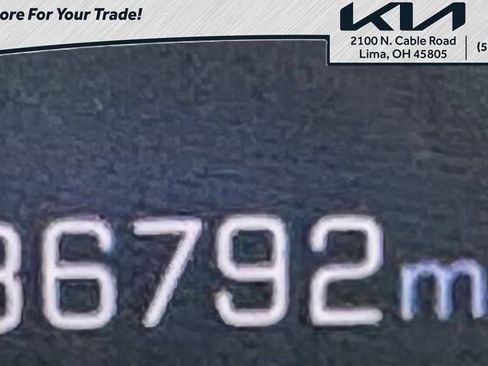 Used 2025 Chevrolet Trax LT w/ LT Convenience Package FWD image 24
