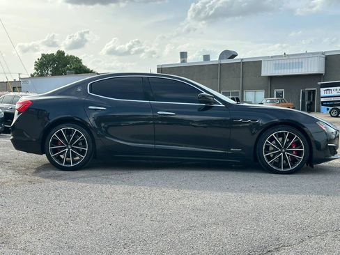 Used 2019 Maserati Ghibli S GranLusso AWD/4WD image 8