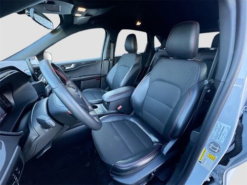 Used 2025 Ford Escape ST-Line Select image 7