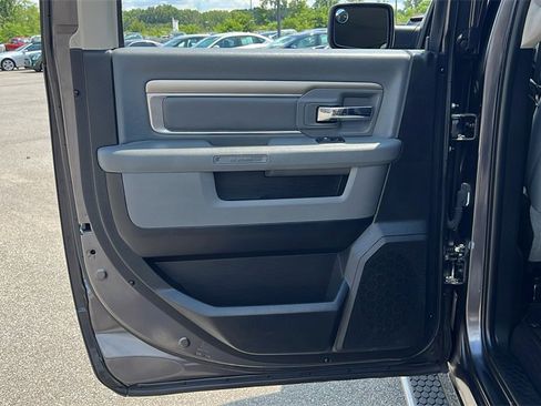 Used 2018 RAM 1500 Outdoorsman image 27