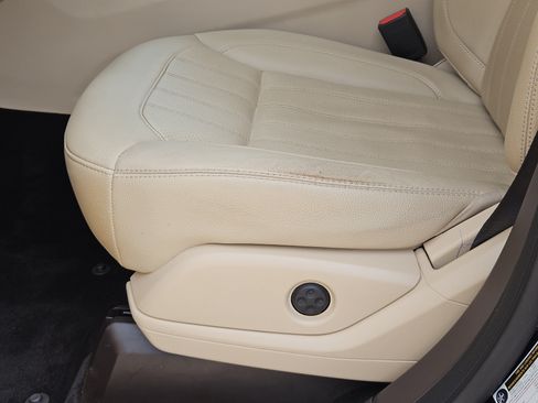 Used 2019 Mercedes-Benz GLS 450 4MATIC image 24