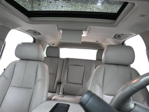 Used 2013 Chevrolet Tahoe LT w/ Luxury Package image 4