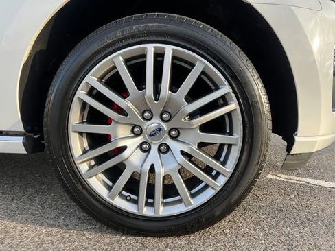 Certified 2023 Ford Expedition Platinum image 13