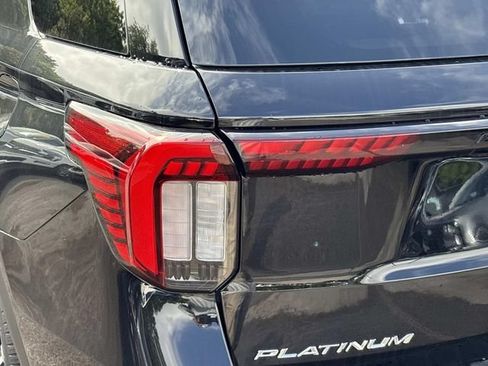 New 2026 Ford Explorer Platinum w/ LUX Leather Package AWD/4WD image 11