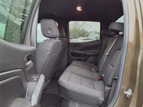 Used 2023 Chevrolet Colorado W/T image 19