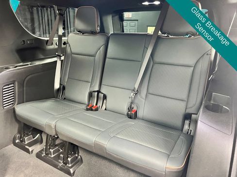 Used 2026 GMC Yukon XL AT4 w/ AT4 Premium Plus Package AWD/4WD image 19