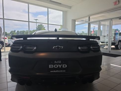 Used 2023 Chevrolet Camaro ZL1 RWD image 6
