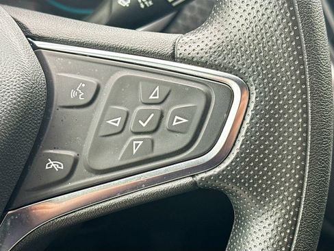Used 2025 Chevrolet Malibu LT FWD image 12