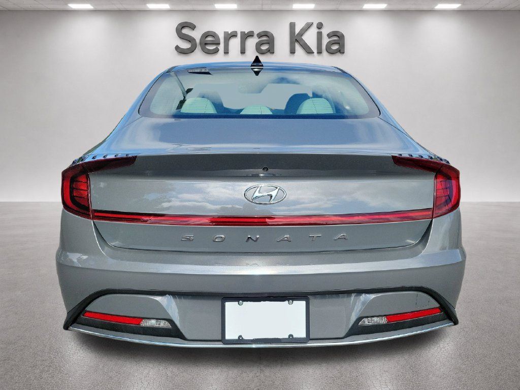 Used 2022 Hyundai Sonata SE FWD image 5
