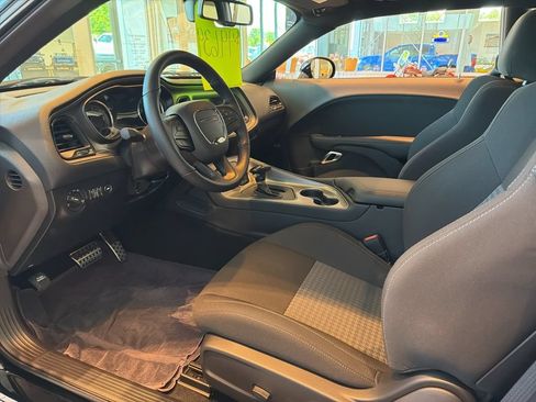 Used 2023 Dodge Challenger R/T Scat Pack RWD image 11