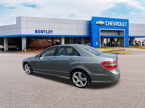 Used 2011 Mercedes-Benz E 350 Sedan image 3