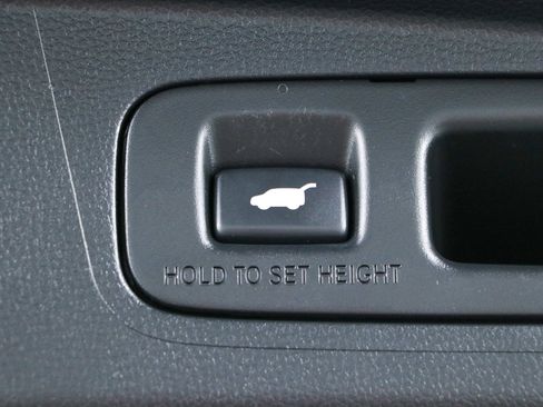 Used 2024 Honda CR-V EX-L image 29