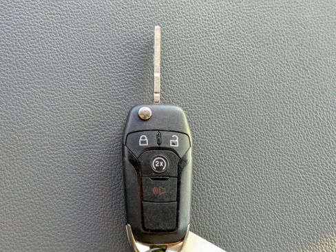 Used 2025 Ford F350 XL w/ XL Chrome Package image 33