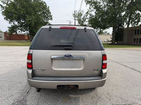 Used 2008 Ford Explorer XLT AWD/4WD image 6