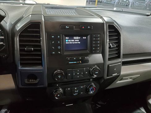 Used 2018 Ford F150 XLT RWD image 28