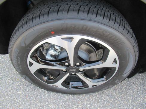 New 2025 Ford Escape ST-Line Select w/ Tech Pack #2 image 9