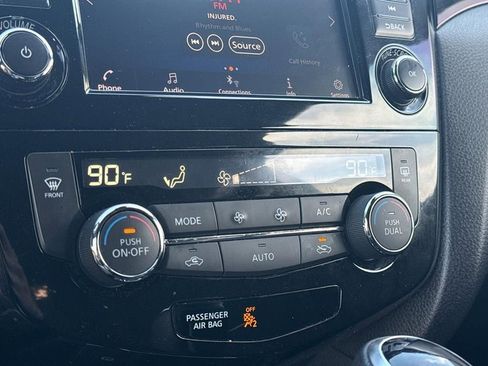 Certified 2022 Nissan Rogue Sport SV w/ Technology Package image 27