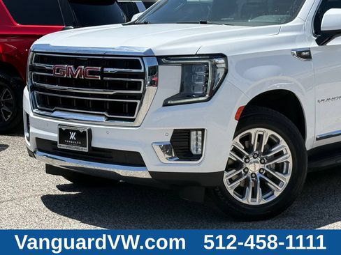 Used 2023 GMC Yukon XL SLT AWD/4WD image 2