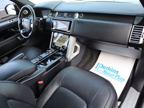 Used 2020 Land Rover Range Rover HSE image 34