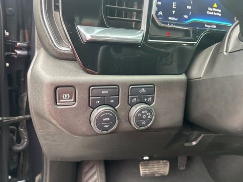 Used 2023 Chevrolet Silverado 1500 RST w/ Convenience Package II image 17