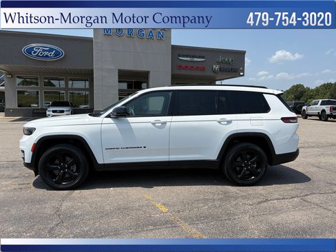 Used 2023 Jeep Grand Cherokee L Laredo RWD image 8