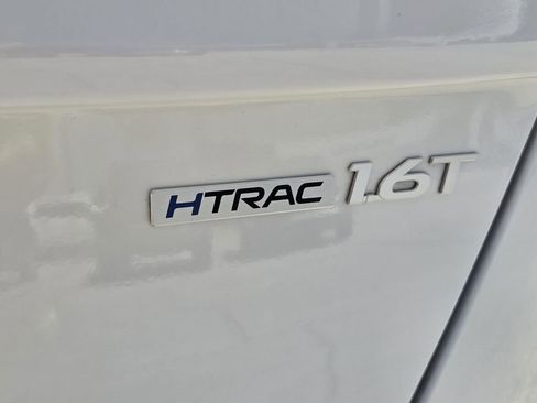 Used 2024 Hyundai Kona Limited image 15