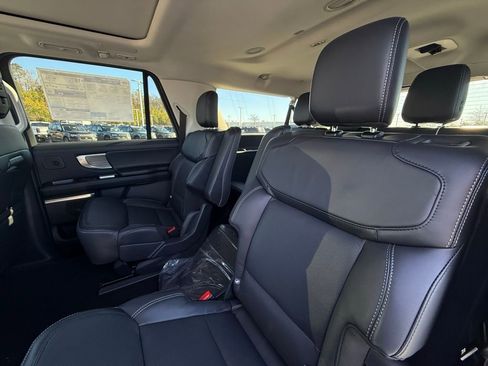 New 2026 Ford Expedition Max Platinum w/ Driver's Package image 28