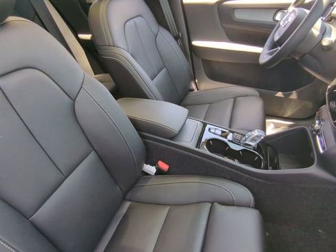 New 2025 Volvo XC40 B5 Plus w/ Climate Package image 12
