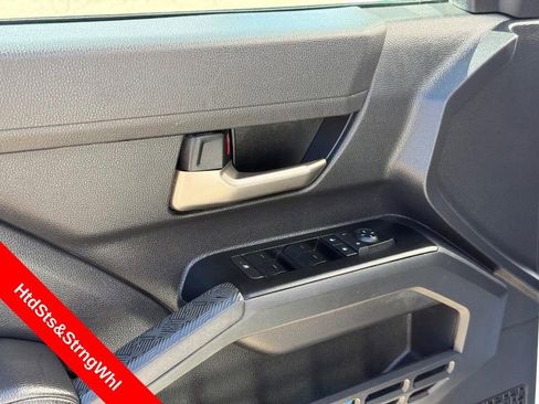 Used 2025 Toyota Tacoma TRD Off-Road w/ TRD Off Road Premium Package AWD/4WD image 18
