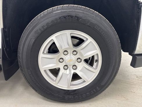 Used 2018 Chevrolet Silverado 1500 LT w/ All Star Edition image 28