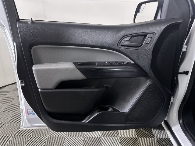 Used 2022 Chevrolet Colorado W/T w/ WT Convenience Package AWD/4WD image 23