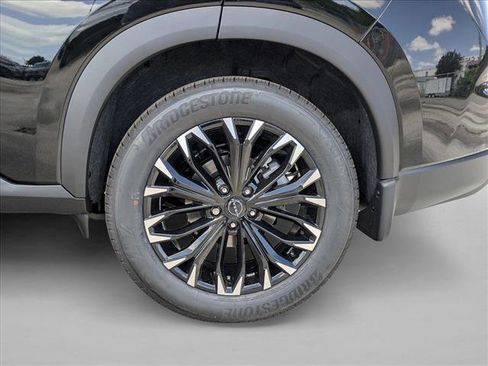 New 2026 Nissan Rogue SV FWD image 9