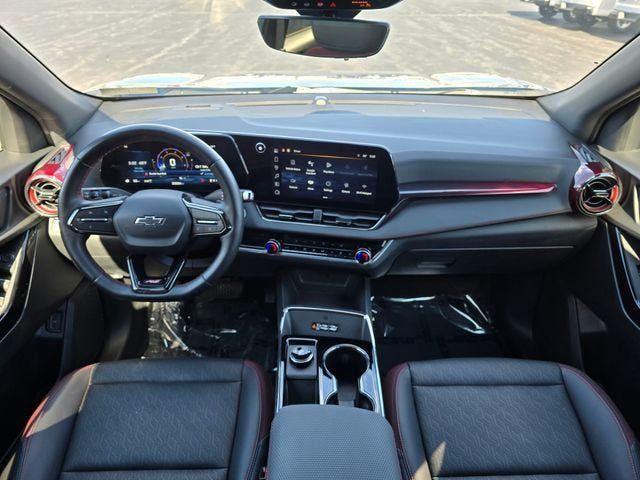 Used 2025 Chevrolet Equinox RS w/ Safety and Technology Package AWD/4WD image 18