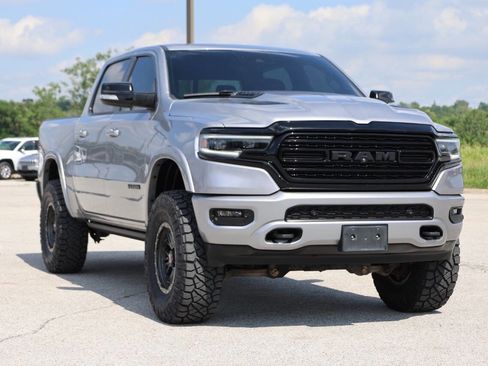 Used 2021 RAM 1500 Limited w/ Night Edition AWD/4WD image 4