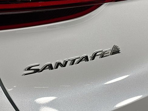 Used 2021 Hyundai Santa Fe Calligraphy AWD/4WD image 25