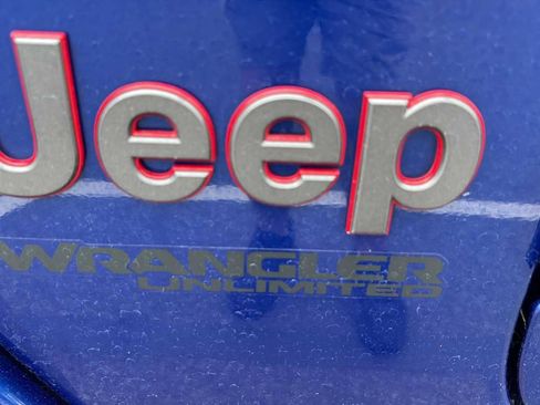 Used 2019 Jeep Wrangler Unlimited Rubicon AWD/4WD image 29